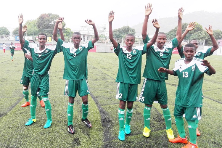 image Football : Les moins de 15 ans de l'Océan indien à Maurice / Comores, Réunion et Madagascar ont dominé les adversaires